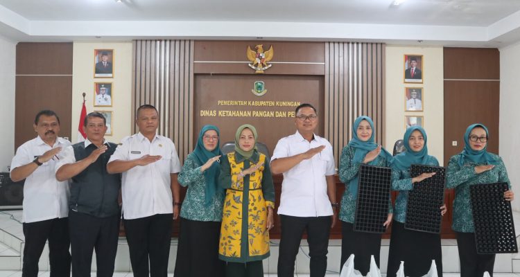 kuningan-perkuat-ketahanan-pangan-dari-pekarangan-libatkan-keluarga-sebagai-garda-terdepan-7-1784126049